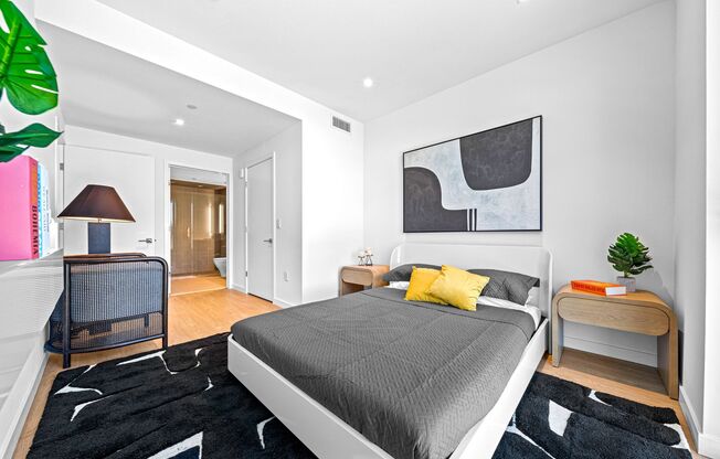 2 beds, 2 baths, 970 sqft, $4,500, Unit 207