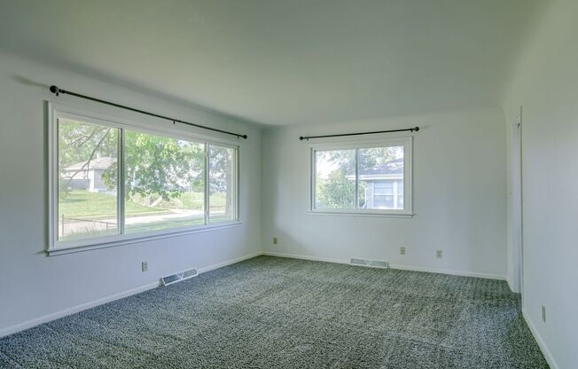 Charming Multi-Level Home with Flexible Living!!