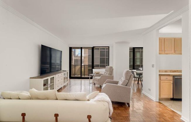 161 W 61 ST