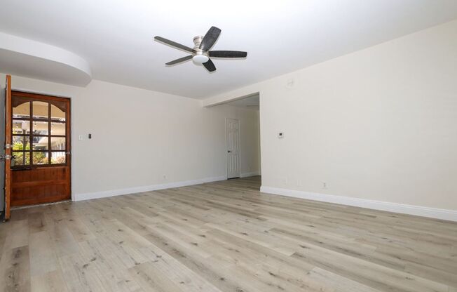 2 beds, 2 baths, $2,695, Unit 01