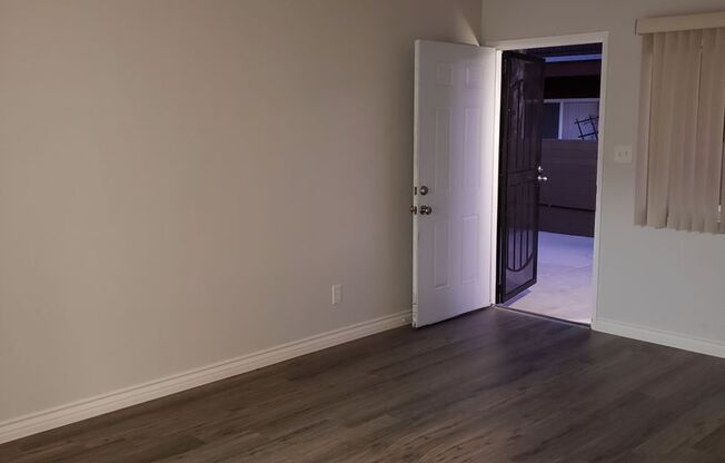 2 beds, 1 bath, 1,029 sqft, $2,595, Unit 4057