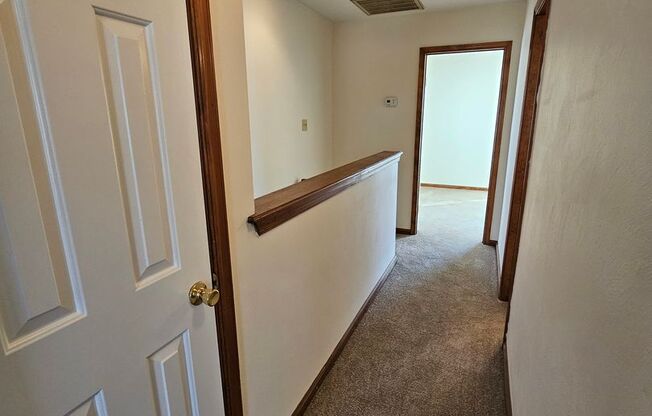 2 beds, 1.5 baths, 1,020 sqft, $1,350, Unit 609