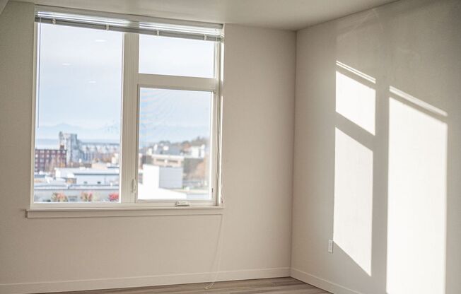 1 bed, 1 bath, 585 sqft, $1,715, Unit 515