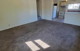 2 beds, 1 bath, $750