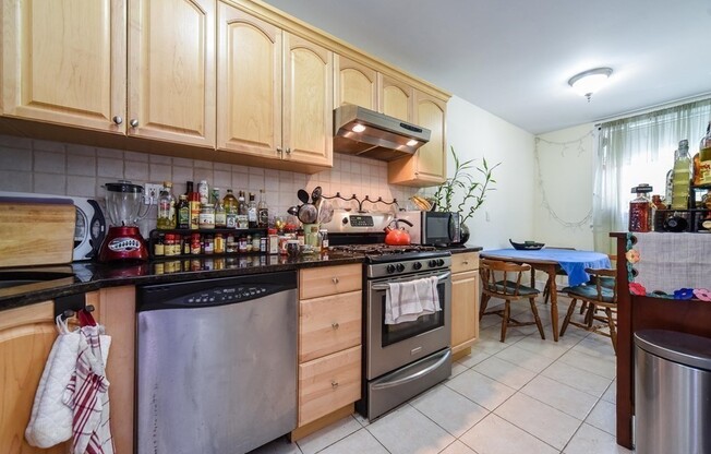9 Regent Circle