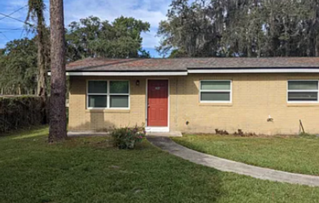 Lake Mary - 2 Bedroom, 1 Bathroom - $1,595.00