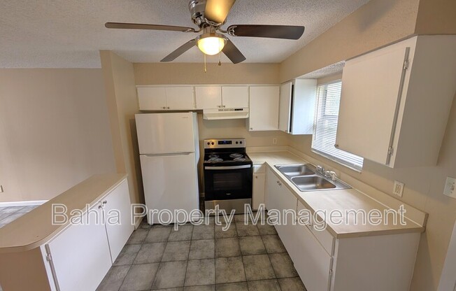3307 N 77 ST
