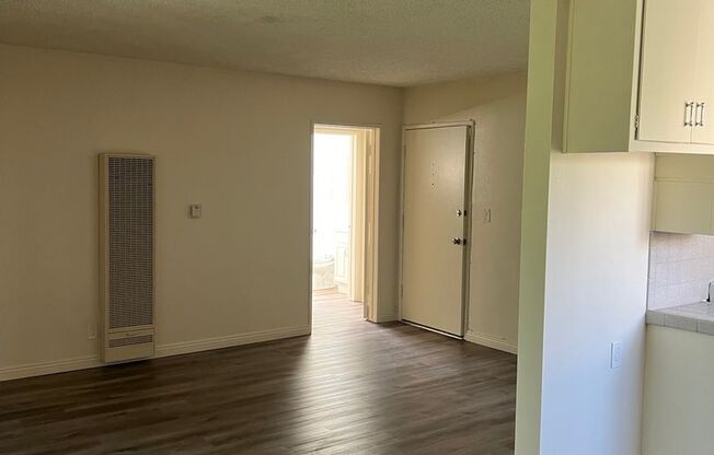 1 bed, 1 bath, 530 sqft, $1,895, Unit 221-J