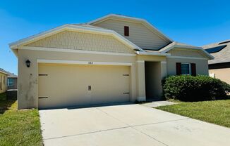 4 beds, 2 baths, $1,949