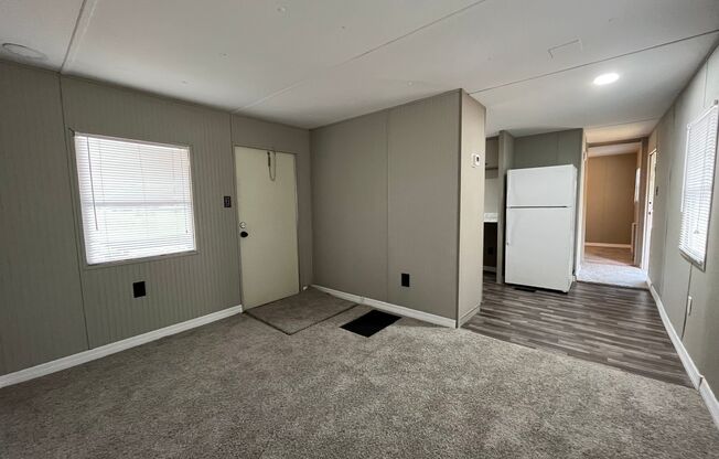 2/1 Super Cute Newly Remodeled