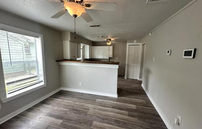 4611 BRADSHAW