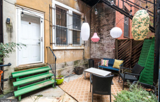 238 S 13 ST