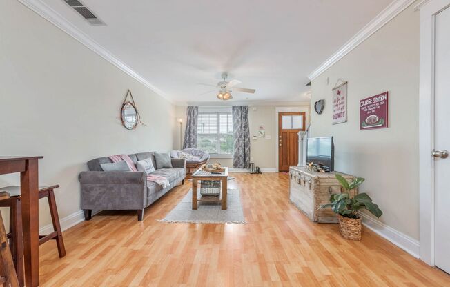 2 beds, 2 baths, $1,550, Unit # 1727