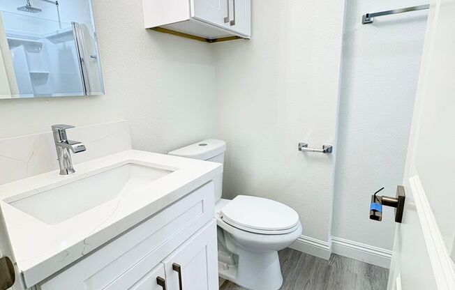 2 beds, 2 baths, 850 sqft, $2,795, Unit Unit 140