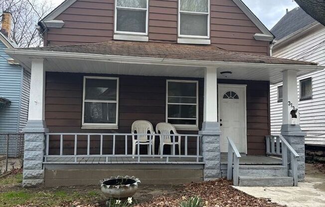 3137 W 68 ST