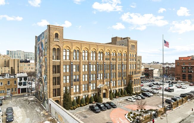 Mural Lofts