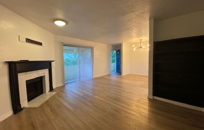 1 bed, 1 bath, $995, Unit UNIT 222