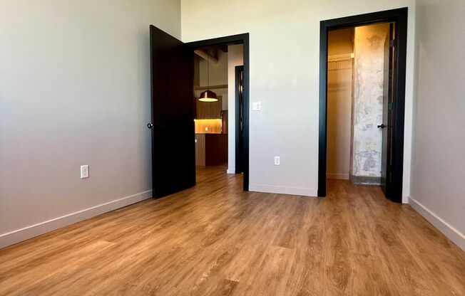 1 bed, 1 bath, 750 sqft, $1,375, Unit 607