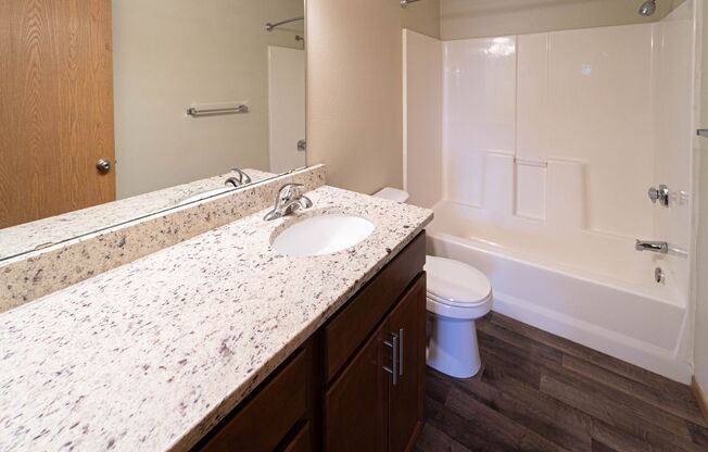 2 beds, 2 baths, 1,031 sqft, $1,425, Unit 3700112