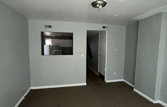 2 beds, 1 bath, $1,850, Unit #2