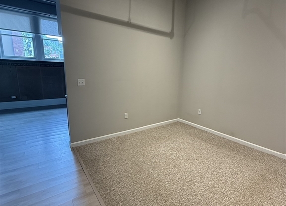 1 bed, 1 bath, 525 sqft, $1,850, Unit 103