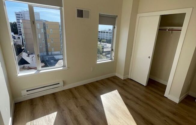 2 beds, 1 bath, 760 sqft, $2,845, Unit 704