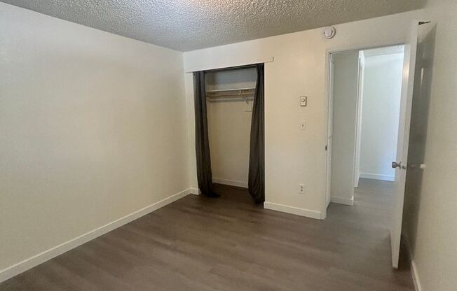 1 bed, 1 bath, 576 sqft, $1,095, Unit 16