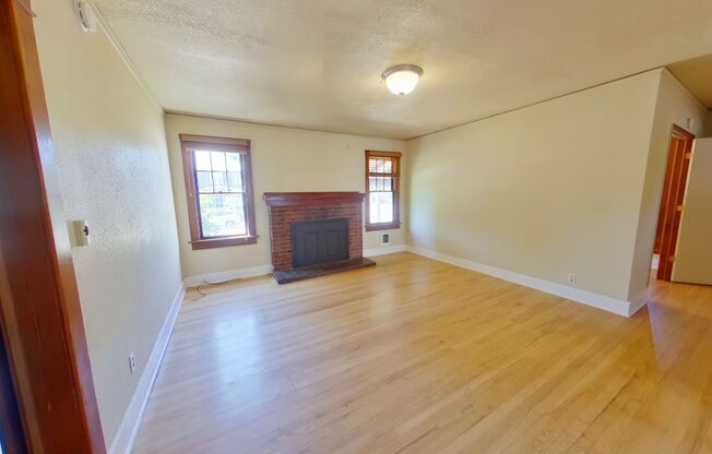 962 NW VAN BUREN AVE AND 243 NW