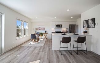 2 beds, 2 baths, 976 sqft, $1,895, Unit 330 - 381 - 113