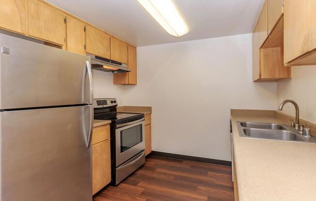 2 beds, 2 baths, 1,044 sqft, $1,790, Unit 1690-217