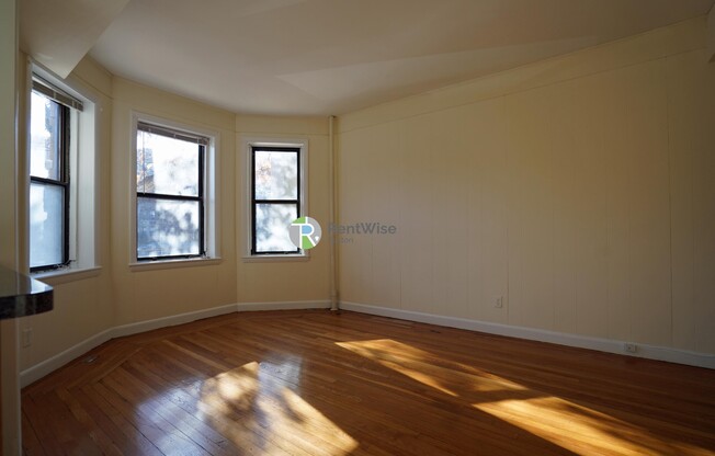 1137 COMMONWEALTH AVE