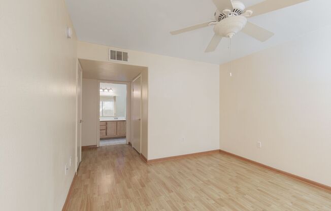 3 beds, 2 baths, $1,325, Unit Bldg 58