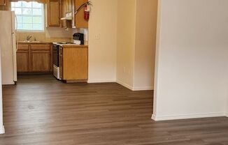 2 beds, 1 bath, $825, Unit Apt. 25