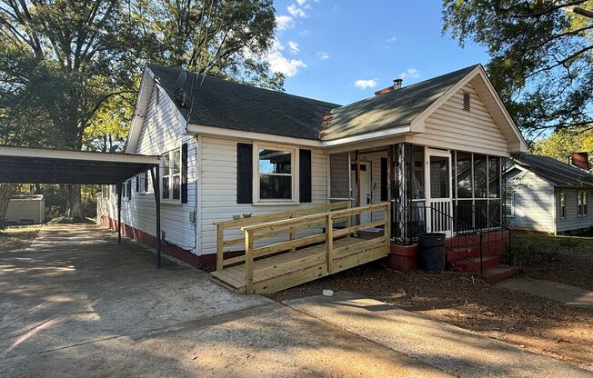 Charming Remodeled 3/2 in Rome, GA
