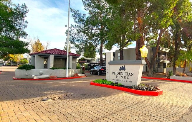 VERY NICE & AFFORDABLE 2 BED / 2 BATH CONDO – W/D, PATIO, POOL!