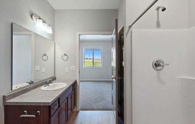 3 beds, 2 baths, 1,334 sqft, $1,500, Unit 116