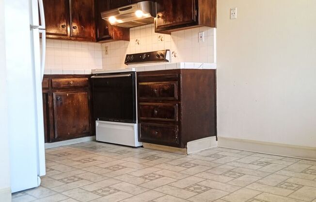 2 beds, 1 bath, 720 sqft, $2,295