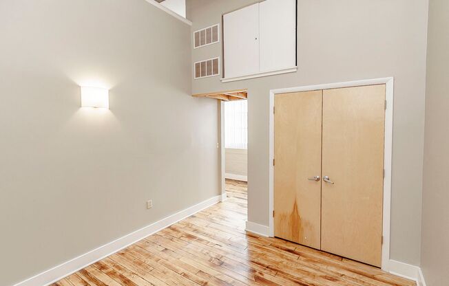1 bed, 1 bath, 1,010 sqft, $1,599, Unit 3301-312