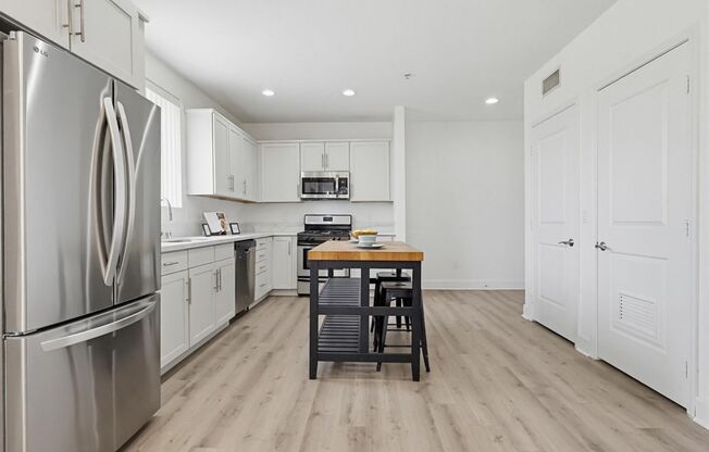 2 beds, 2 baths, 1,127 sqft, $3,550, Unit 105