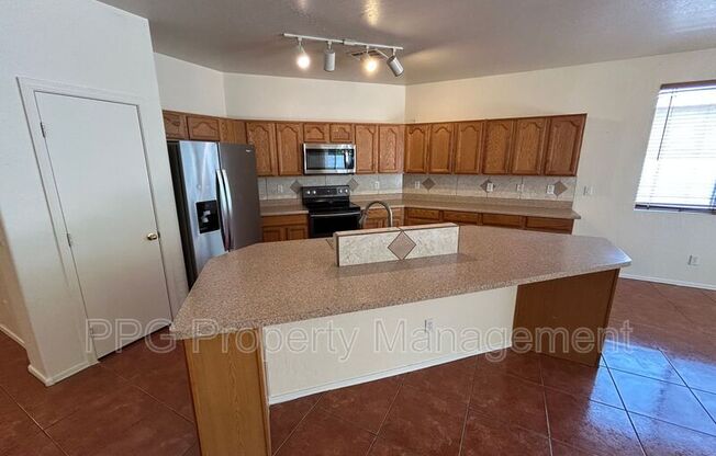 12407 N 149 DR
