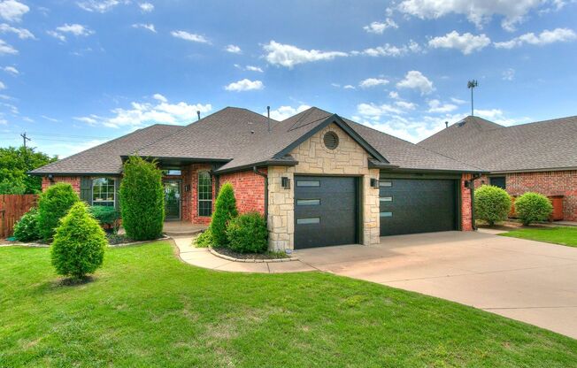 Stunning Coffee Creek Home