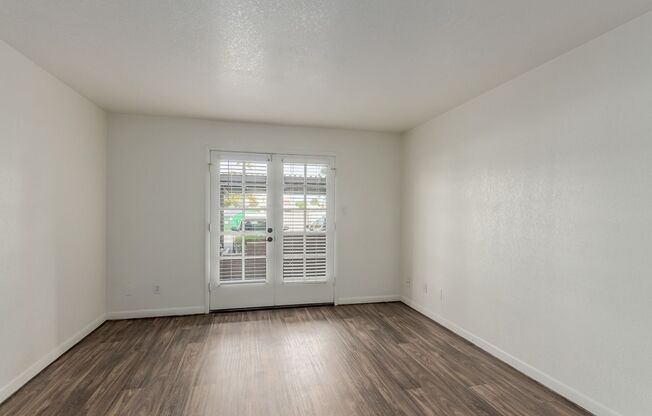 2 beds, 2 baths, 919 sqft, $1,675, Unit 1098