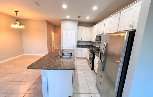 1123 PALMA VERDE PL