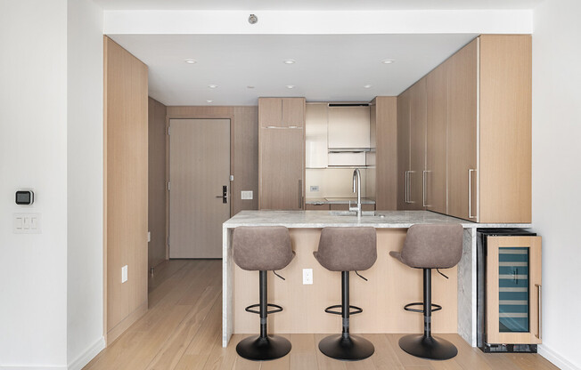 1 bed, 1 bath, 549 sqft, $6,500, Unit 39G