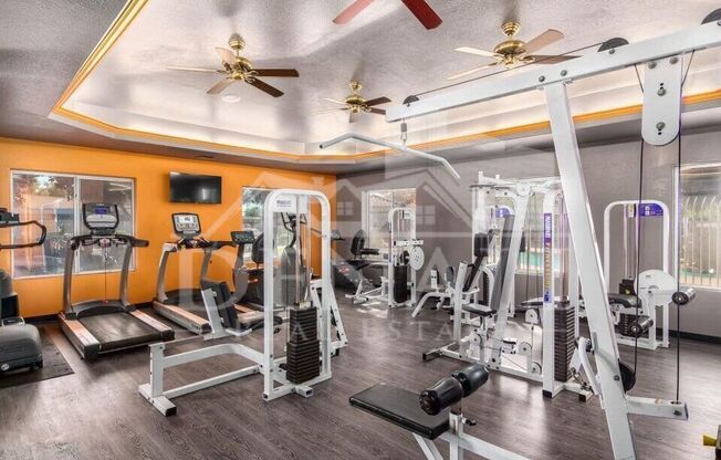 3 beds, 2 baths, 1,215 sqft, $1,895, Unit Unit 1019