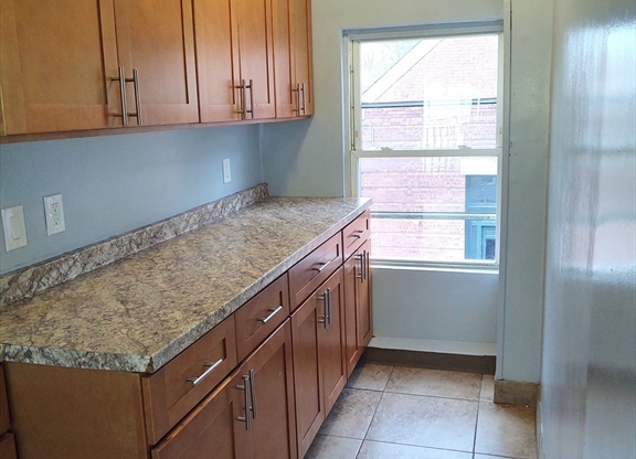 96 PLEASANT ST