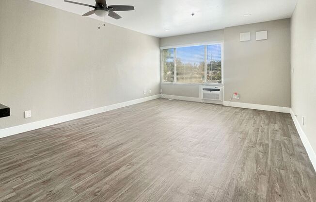 2 beds, 2 baths, 880 sqft, $2,448, Unit 02-203