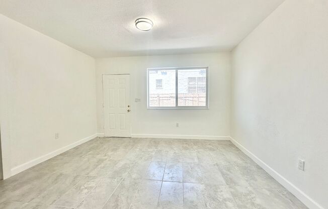 Freshly remodelled 2bed/1bath in a duplex close to Wynwood: for rent now @ $ 2,400.00!