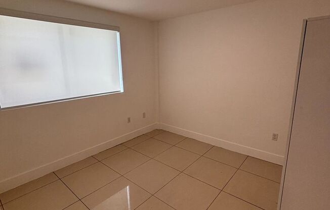 2 beds, 1 bath, 550 sqft, $1,995, Unit 829-310