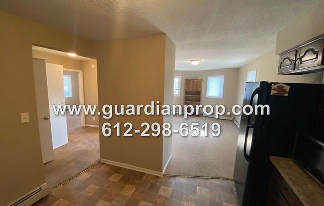 1596 Minnehaha Ave W
